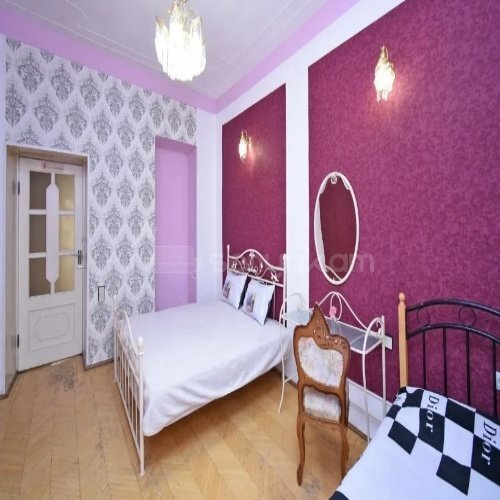3 Սենյականոց Բնակարան Քարե Շենքում, 98քմ, 4/5 հարկ, Կապիտալ Վերանորոգված, Կահավորված, Արևկող