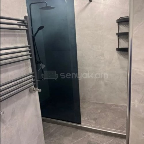 2 Սենյականոց Բնակարան, 44քմ, 3/14 հարկ, Կապիտալ Վերանորոգված, Կահավորված, Արևկող
