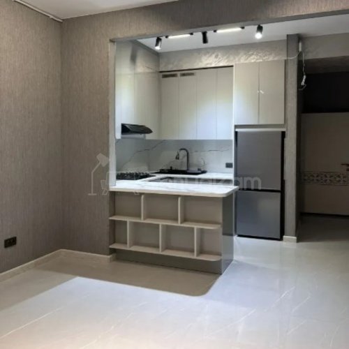 2 Սենյականոց Բնակարան, 44քմ, 3/14 հարկ, Կապիտալ Վերանորոգված, Կահավորված, Արևկող