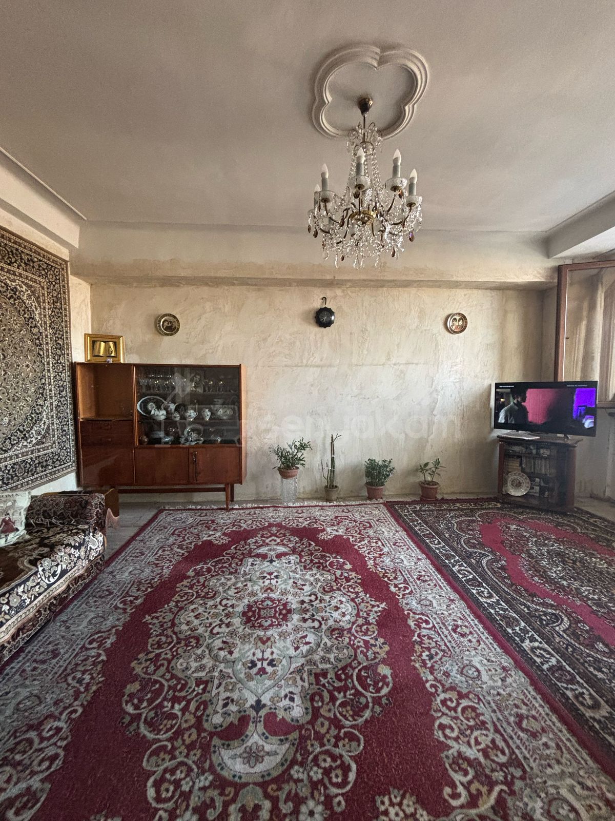 1 Սենյականոց Բնակարան, 42քմ, 6/9 հարկ, Նորմալ Վիճակում