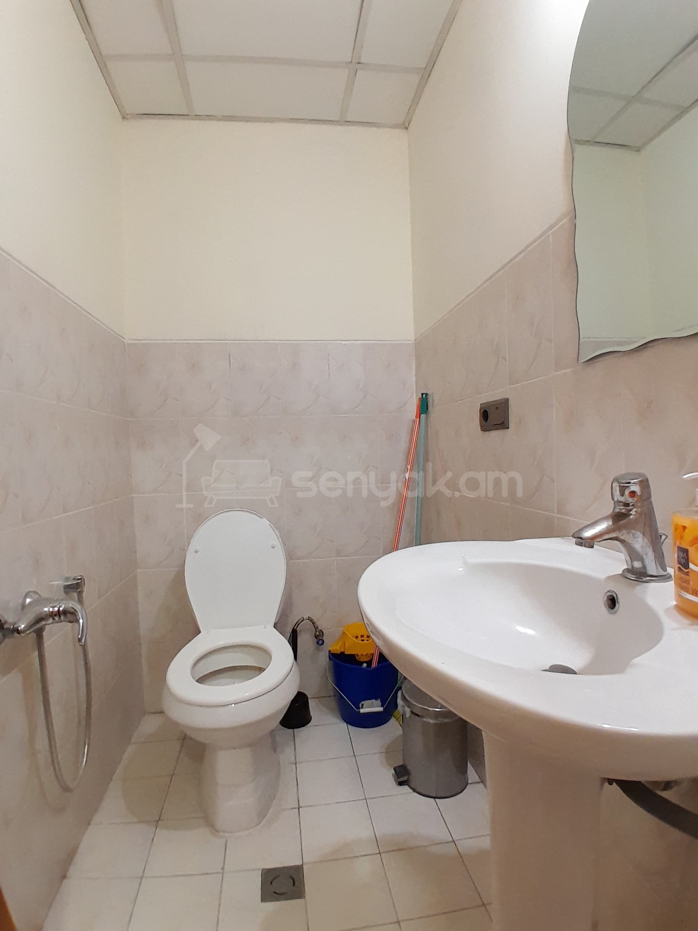 2 Սենյականոց Բնակարան Նորակառույցում, 46քմ, 1/13 հարկ, Նորմալ Վիճակում, Կահավորված