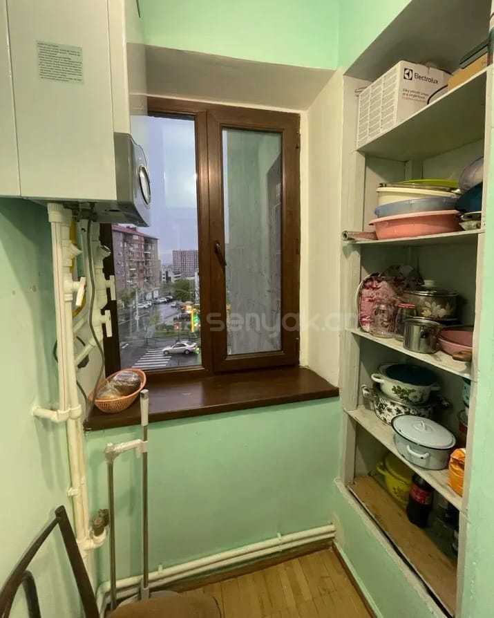 3 Սենյականոց Բնակարան, 65քմ, 3/7 հարկ, Նորմալ Վիճակում