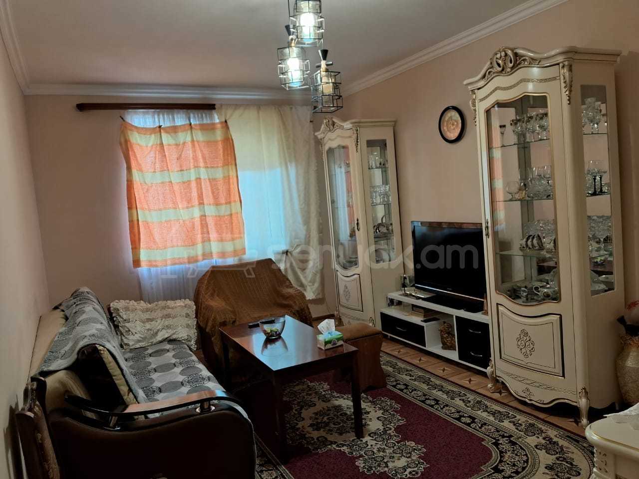 3 Սենյականոց Բնակարան, 65քմ, 3/7 հարկ, Նորմալ Վիճակում