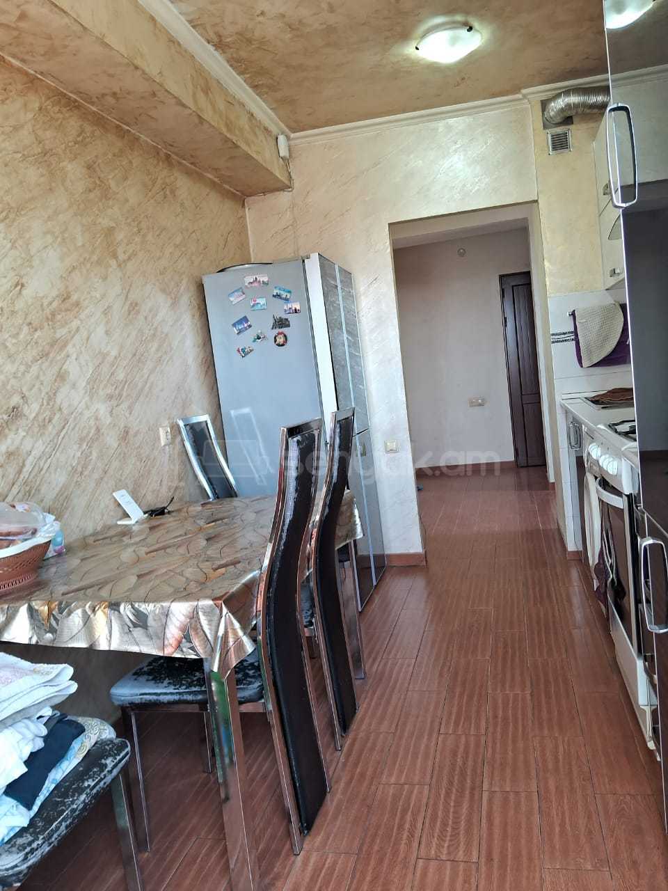 3 Սենյականոց Բնակարան, 64քմ, 12/14 հարկ, Նորմալ Վիճակում