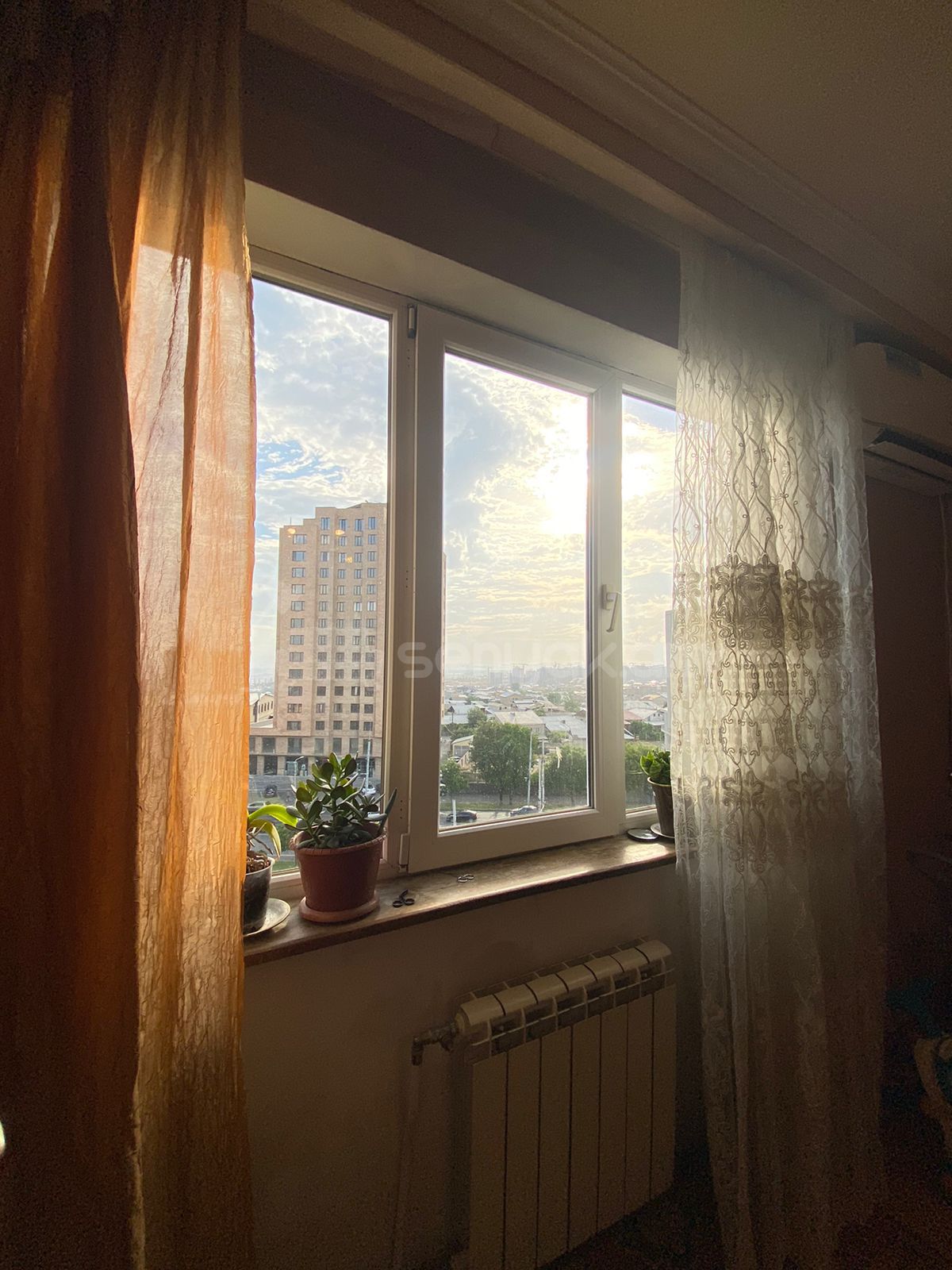 3 Սենյականոց Բնակարան, 62քմ, 7/12 հարկ, Նորմալ Վիճակում