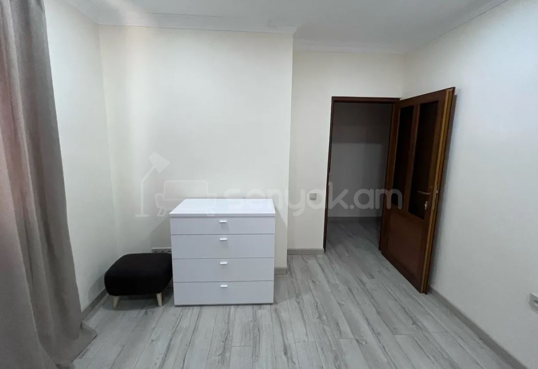 3 Սենյականոց Բնակարան, 80քմ, 11/16 հարկ, Կապիտալ Վերանորոգված, Կահավորված