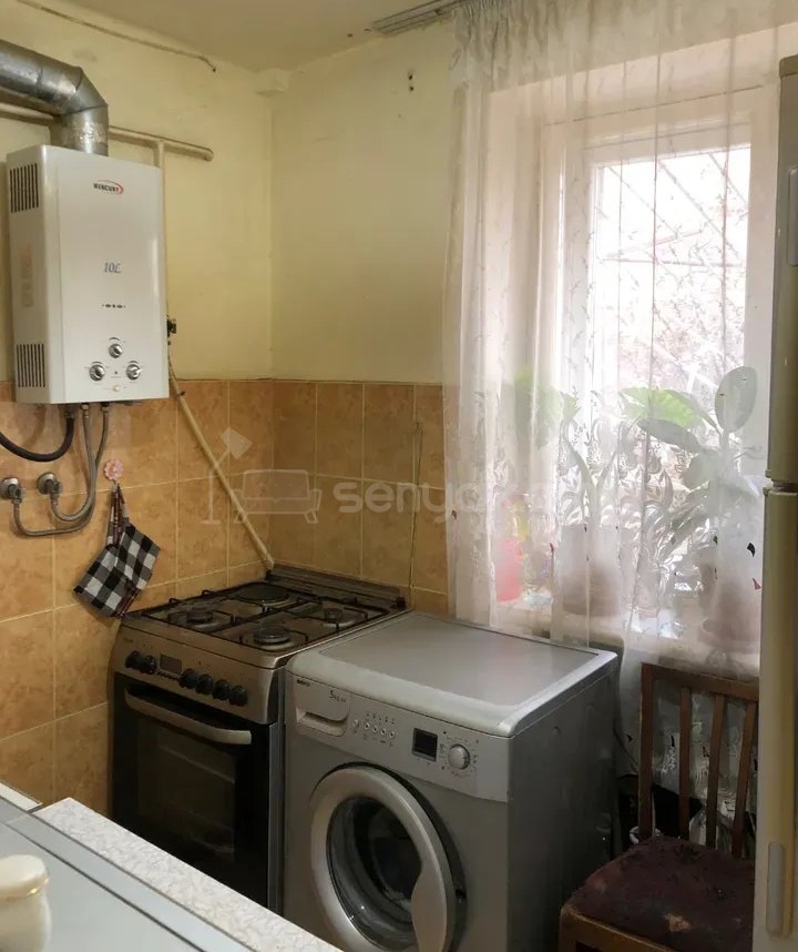 1 Սենյականոց Բնակարան, 45քմ, 3/5 հարկ, Նորմալ Վիճակում, Կահավորված