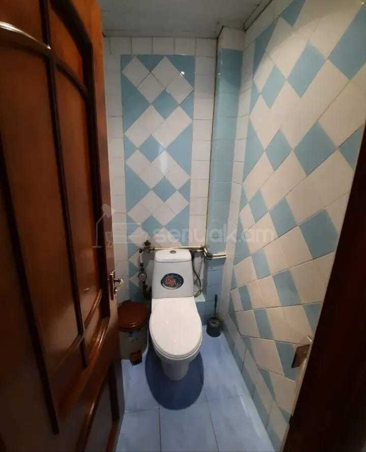 3 Սենյականոց Բնակարան, 97քմ, 8/16 հարկ, Նորմալ Վիճակում