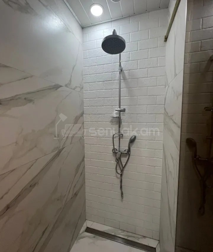 3 Սենյականոց Բնակարան Նորակառույցում, 98քմ, 12/20 հարկ, Դիզայներական Վերանորոգված