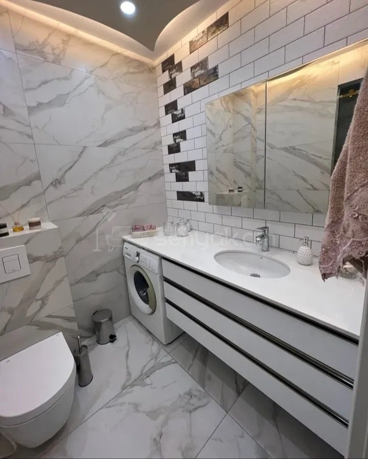 3 Սենյականոց Բնակարան Նորակառույցում, 98քմ, 12/20 հարկ, Դիզայներական Վերանորոգված