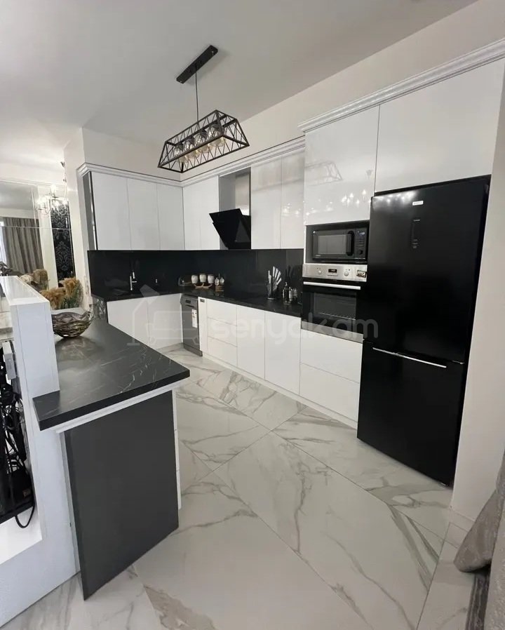 3 Սենյականոց Բնակարան Նորակառույցում, 98քմ, 12/20 հարկ, Դիզայներական Վերանորոգված