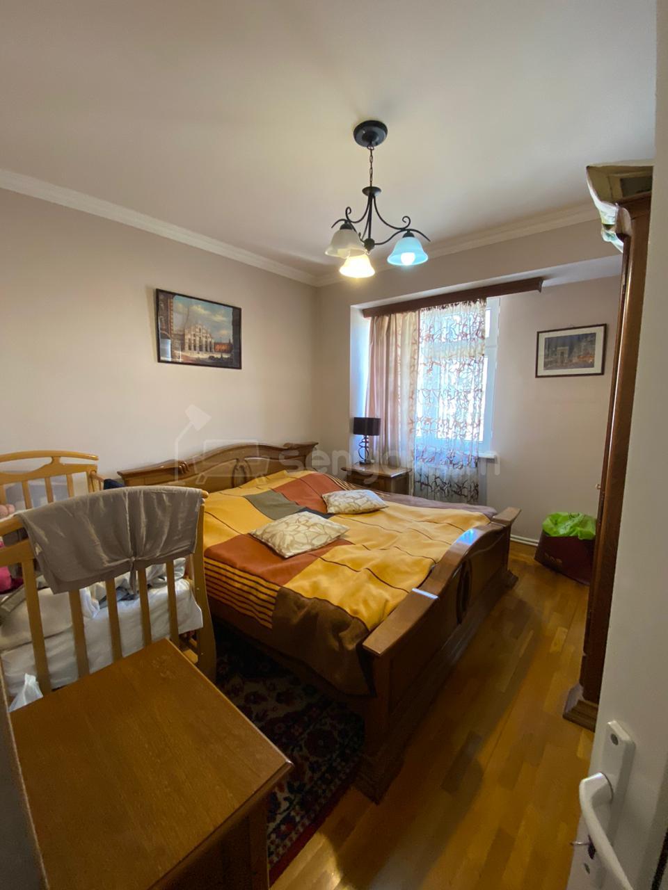 6 Սենյականոց Բնակարան, 97քմ, 3/9 հարկ, Նորմալ Վիճակում