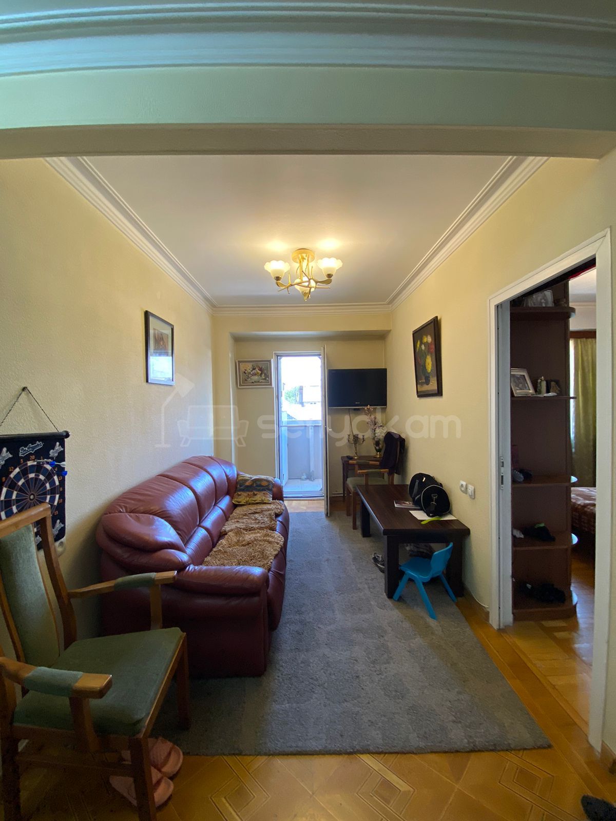 6 Սենյականոց Բնակարան, 97քմ, 3/9 հարկ, Նորմալ Վիճակում