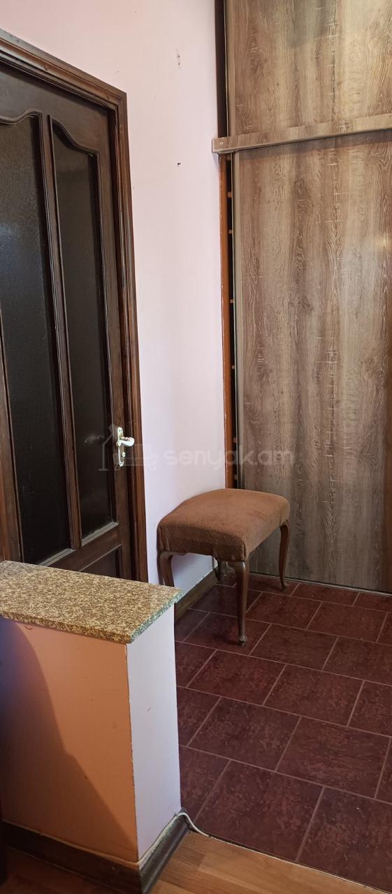 3 Սենյականոց Սեփական Տուն, 76քմ, Կոսմետիկ Վերանորոգված, Ավտոտնակով
