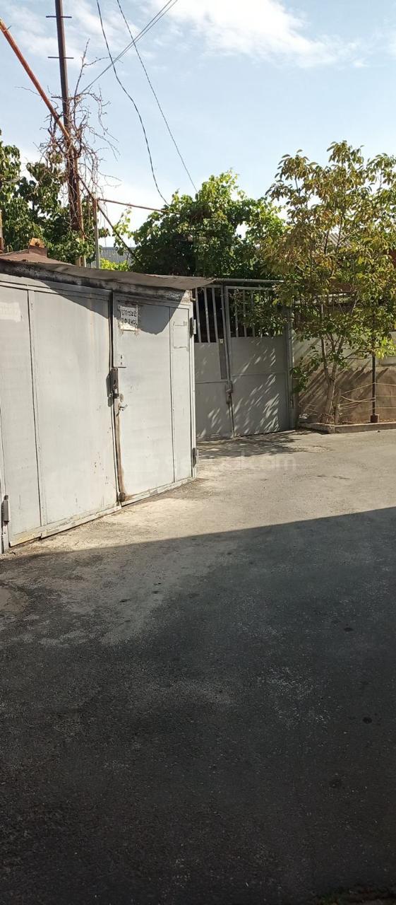 3 Սենյականոց Սեփական Տուն, 76քմ, Կոսմետիկ Վերանորոգված, Ավտոտնակով