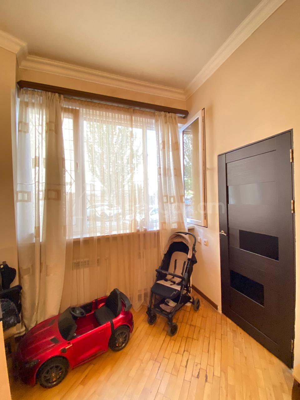 3 Սենյականոց Բնակարան, 75քմ, 1/16 հարկ, Նորմալ Վիճակում