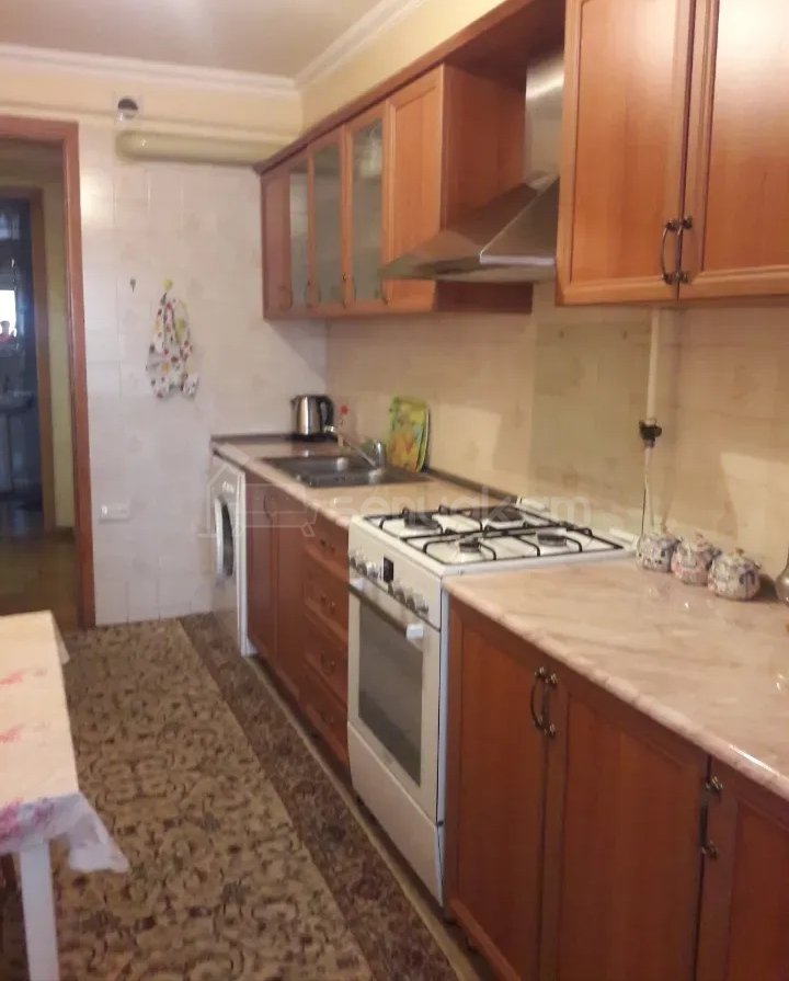 3 Սենյականոց Բնակարան Նորակառույց Քարե Շենքում, 100քմ, 6/7 հարկ, Կապիտալ Վերանորոգված, Կահավորված