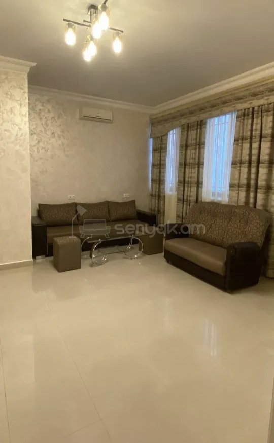 3 Սենյականոց Բնակարան Քարե Շենքում, 67քմ, 2/2 հարկ, Կապիտալ Վերանորոգված, Կահավորված, Արևկող