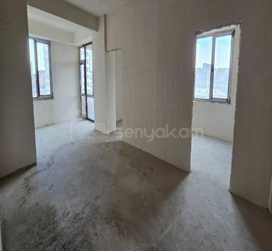 3 Սենյականոց Բնակարան, 80քմ, 8/15 հարկ, Զրոյական Վիճակում