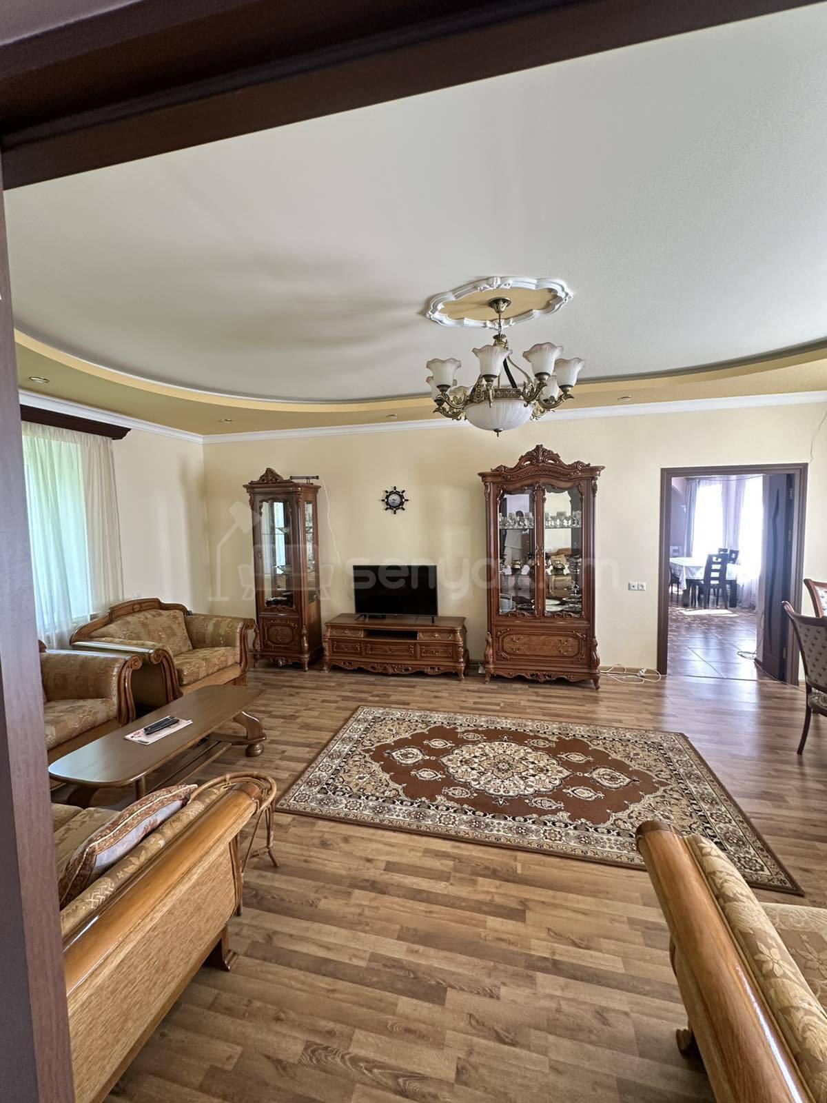 4 Սենյականոց Սեփական Տուն, 240քմ, Կապիտալ Վերանորոգված