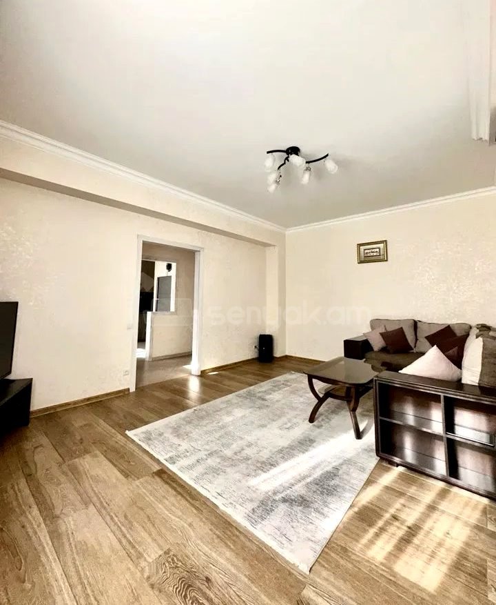 3 Սենյականոց Սեփական Տուն, 78քմ, Կապիտալ Վերանորոգված