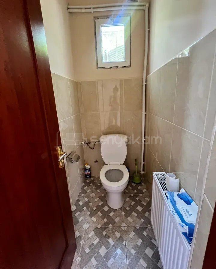6 Սենյականոց Սեփական Տուն, 140քմ, Կապիտալ Վերանորոգված