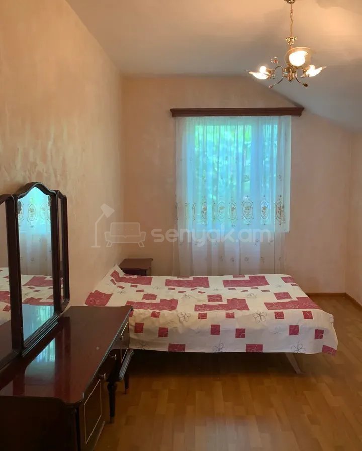 6 Սենյականոց Սեփական Տուն, 140քմ, Կապիտալ Վերանորոգված