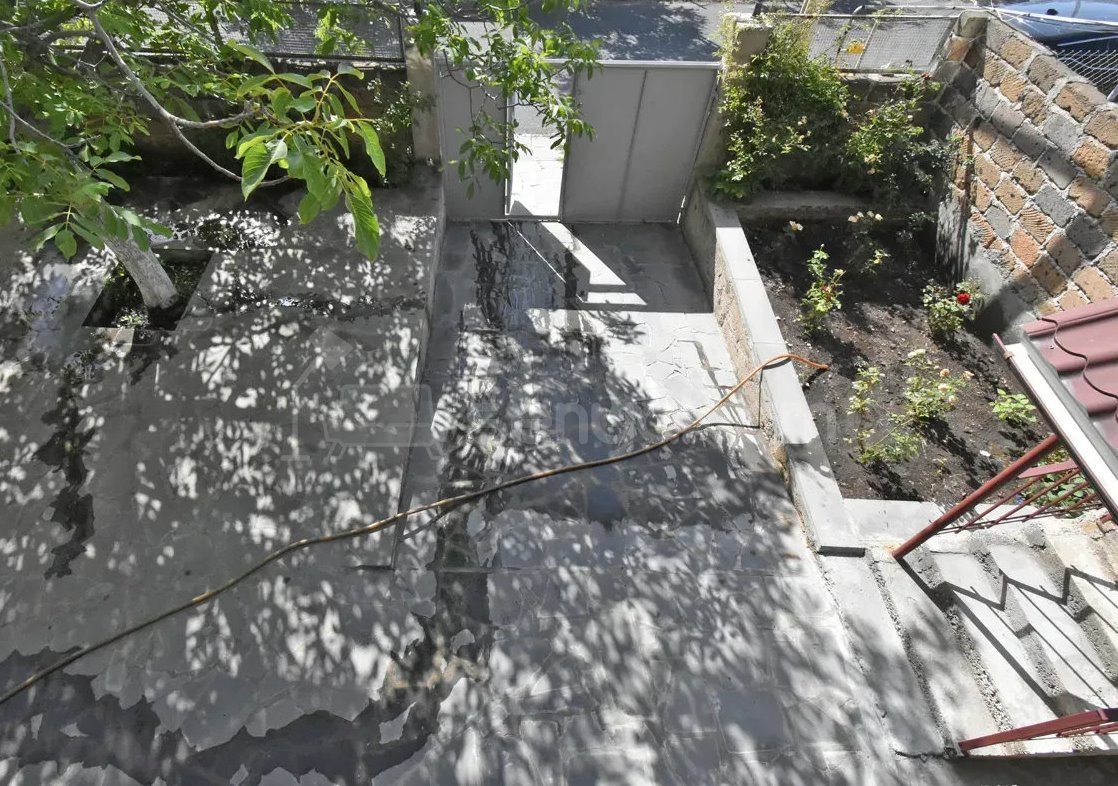 4 Սենյականոց Սեփական Տուն, 238քմ, Կապիտալ Վերանորոգված, Ավտոտնակով