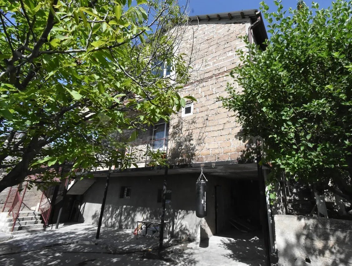 4 Սենյականոց Սեփական Տուն, 238քմ, Կապիտալ Վերանորոգված, Ավտոտնակով