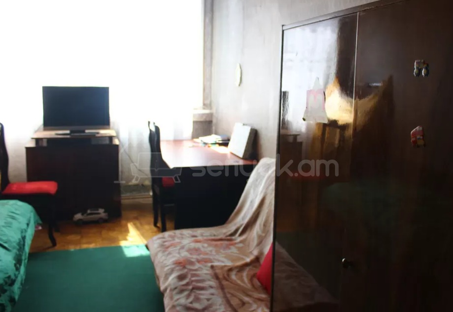 3 Սենյականոց Բնակարան, 100քմ, 5/9 հարկ, Պետական Վիճակում