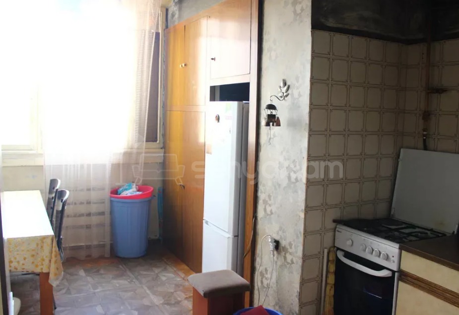 3 Սենյականոց Բնակարան, 100քմ, 5/9 հարկ, Պետական Վիճակում