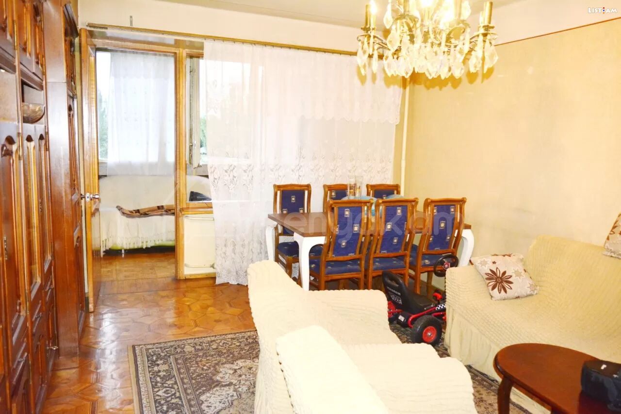 3 Սենյականոց Բնակարան, 100քմ, 5/9 հարկ, Պետական Վիճակում