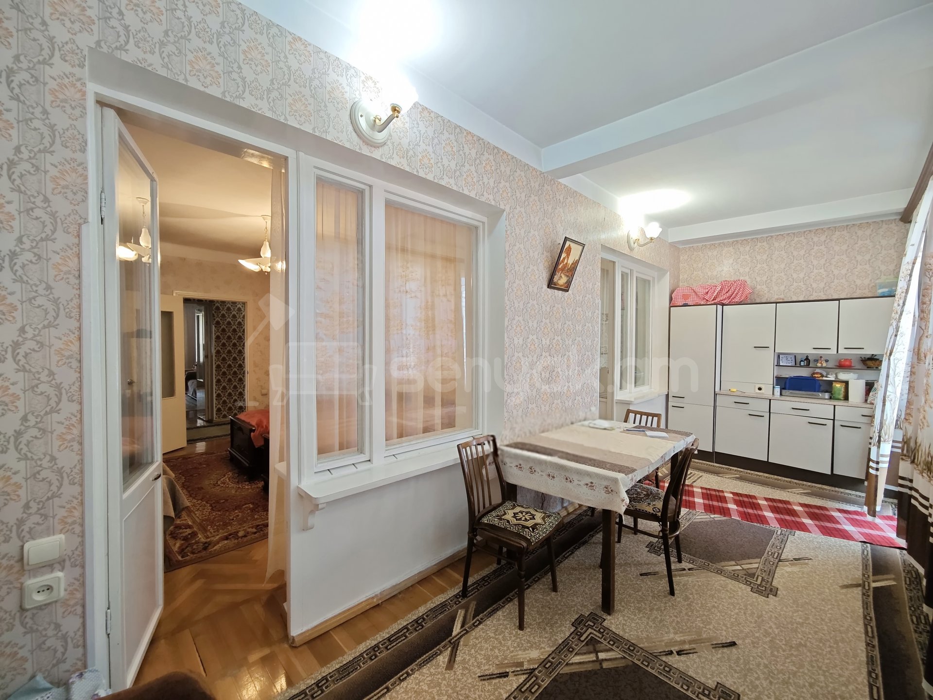 2 Սենյականոց Բնակարան Քարե Շենքում, 81քմ, 2/5 հարկ, Կոսմետիկ Վերանորոգված, Կահավորված, Արևկող