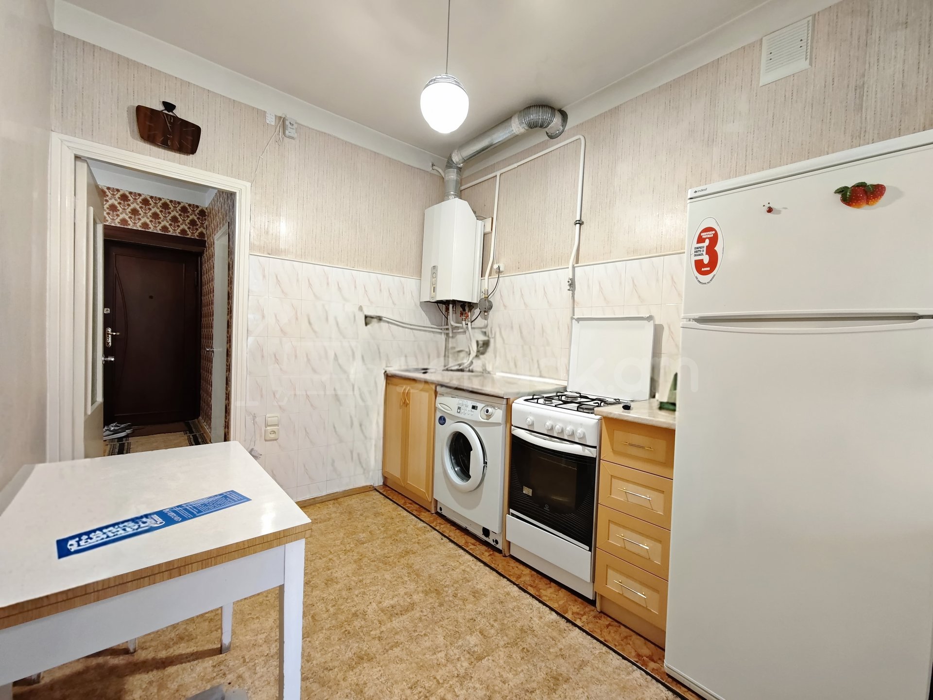 2 Սենյականոց Բնակարան Քարե Շենքում, 81քմ, 2/5 հարկ, Կոսմետիկ Վերանորոգված, Կահավորված, Արևկող