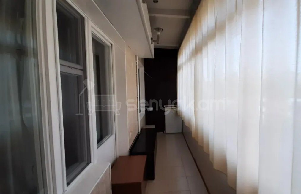 3 Սենյականոց Բնակարան, 100քմ, 2/9 հարկ, Կապիտալ Վերանորոգված