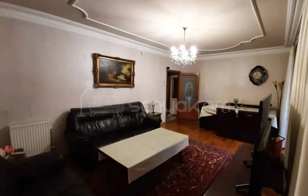 3 Սենյականոց Բնակարան, 100քմ, 2/9 հարկ, Կապիտալ Վերանորոգված