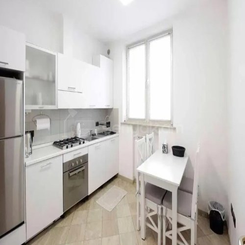 3 Սենյականոց Բնակարան Քարե Շենքում, 92քմ, 5/5 հարկ, Կապիտալ Վերանորոգված, Կահավորված, Արևկող