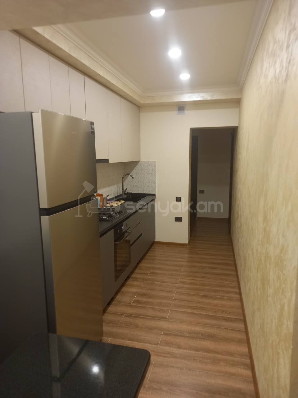 3 Սենյականոց Բնակարան, 78քմ, 9/9 հարկ, Կապիտալ Վերանորոգված, Կահավորված, Արևկող
