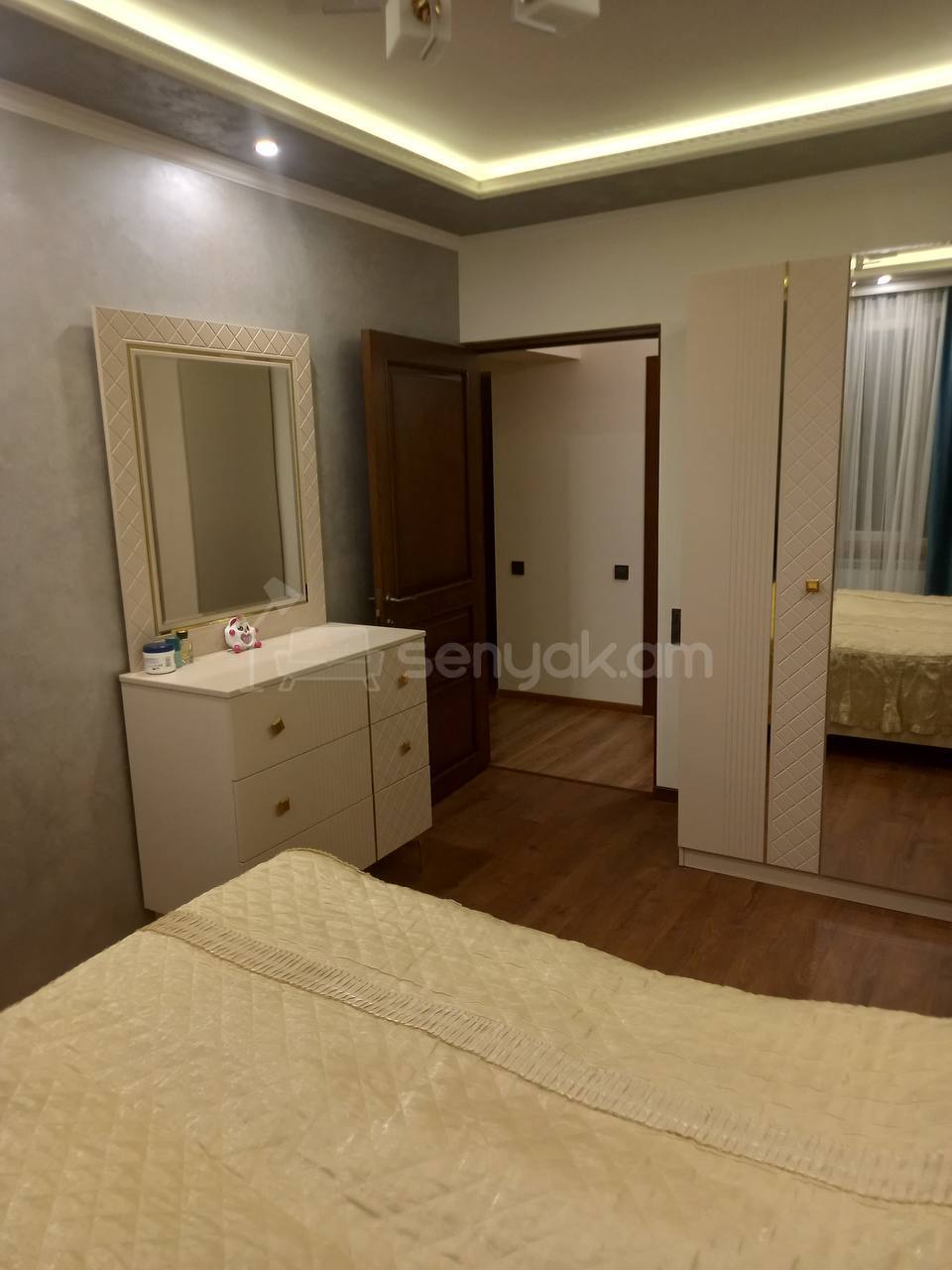 3 Սենյականոց Բնակարան, 78քմ, 9/9 հարկ, Կապիտալ Վերանորոգված, Կահավորված, Արևկող