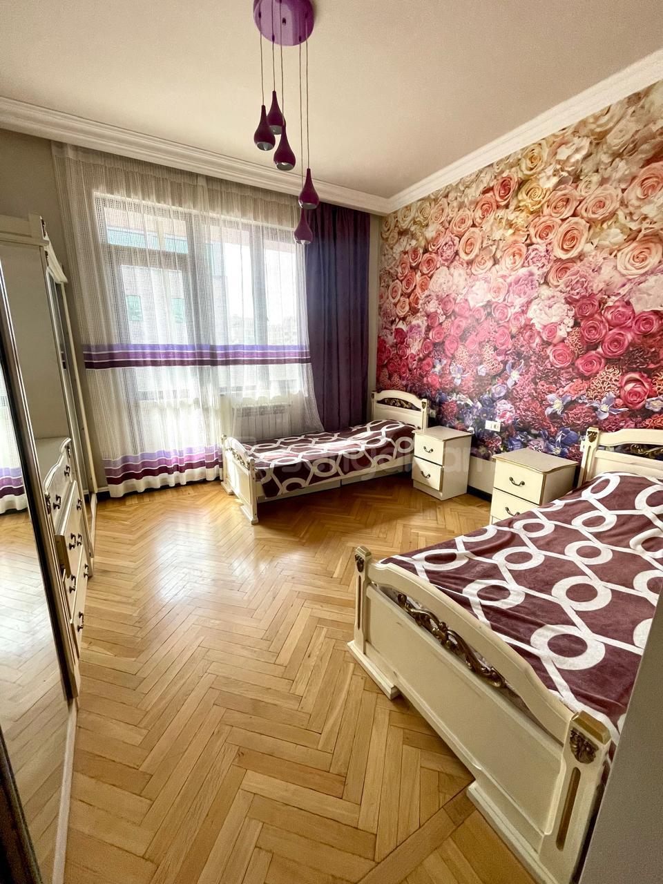 3 Սենյականոց Բնակարան, 90քմ, 5/5 հարկ, Կապիտալ Վերանորոգված