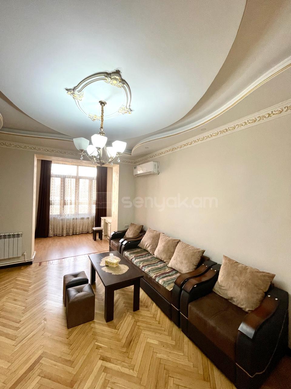 3 Սենյականոց Բնակարան, 90քմ, 5/5 հարկ, Կապիտալ Վերանորոգված