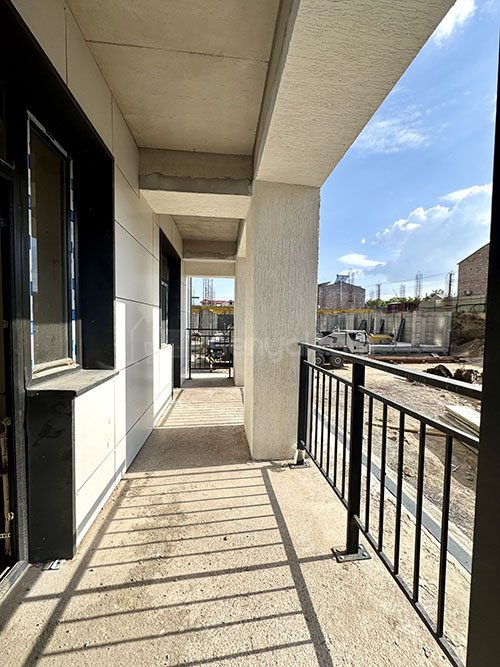 3 Սենյականոց Բնակարան Նորակառույցում, 76քմ, 1/15 հարկ, Զրոյական Վիճակում