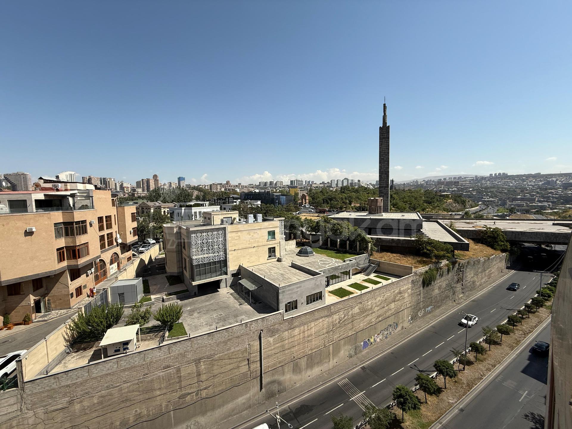 4 Սենյականոց Բնակարան Նորակառույցում, 145քմ, 8/8 հարկ, Զրոյական Վիճակում