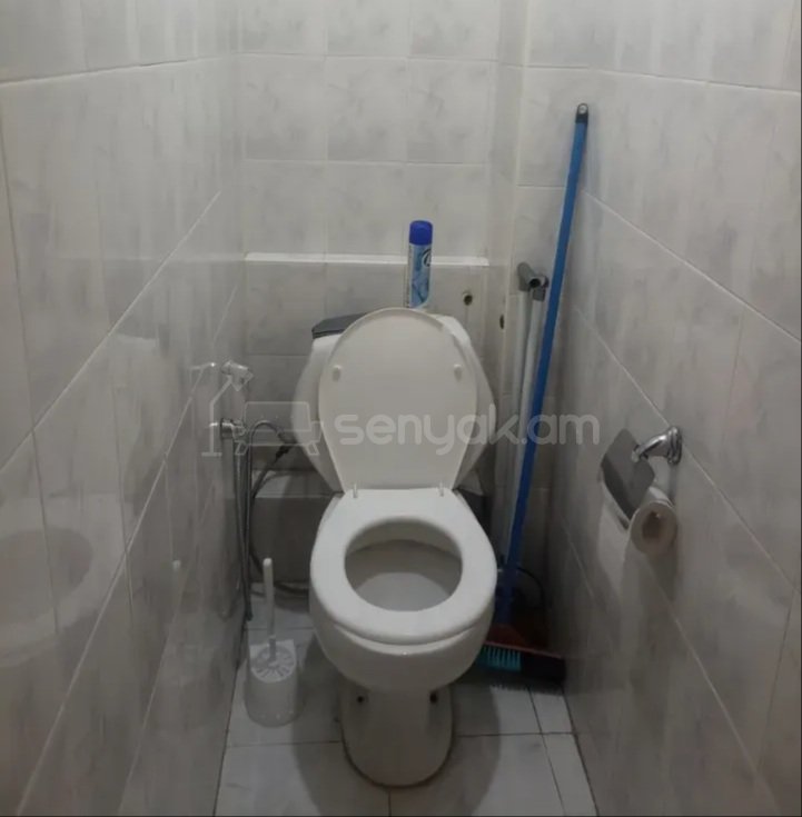 3 Սենյականոց Բնակարան Քարե Շենքում, 78քմ, 4/5 հարկ, Կոսմետիկ Վերանորոգված, Կահավորված