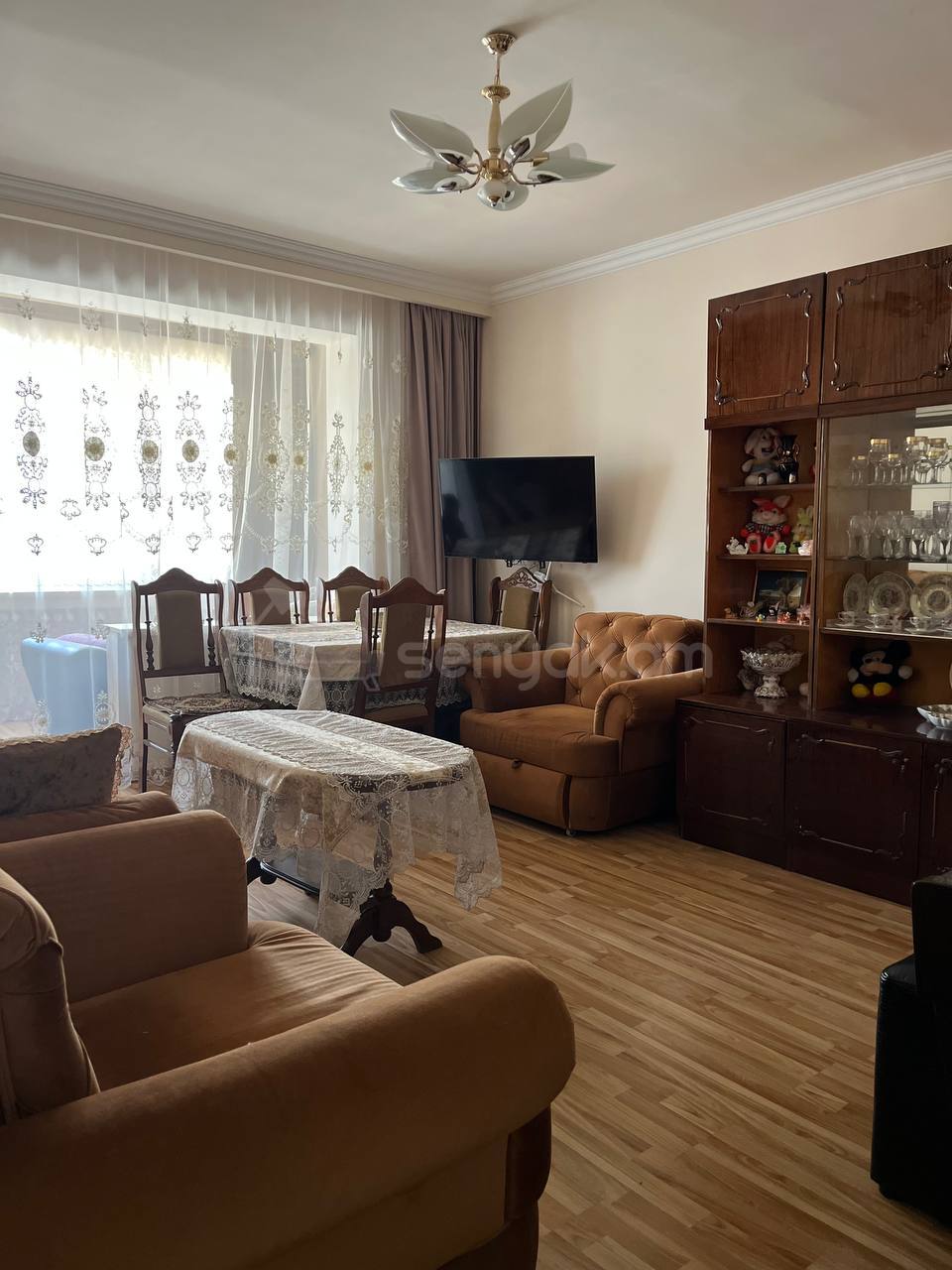 2 Սենյականոց Բնակարան Քարե Շենքում, 60քմ, 3/5 հարկ, Կապիտալ Վերանորոգված