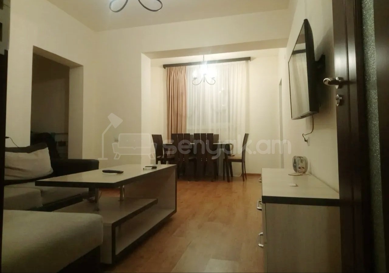 2 Սենյականոց Բնակարան Նորակառույցում, 50քմ, 2/11 հարկ, Նորմալ Վիճակում, Կահավորված