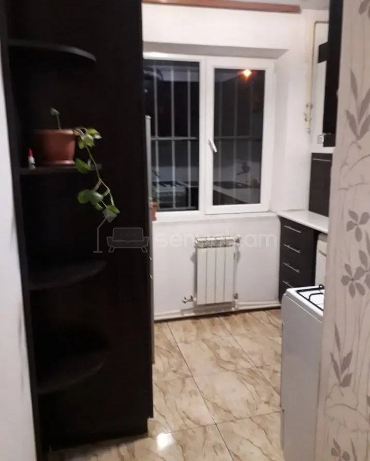 3 Սենյականոց Բնակարան, 50քմ, 1/4 հարկ, Կապիտալ Վերանորոգված, Կահավորված