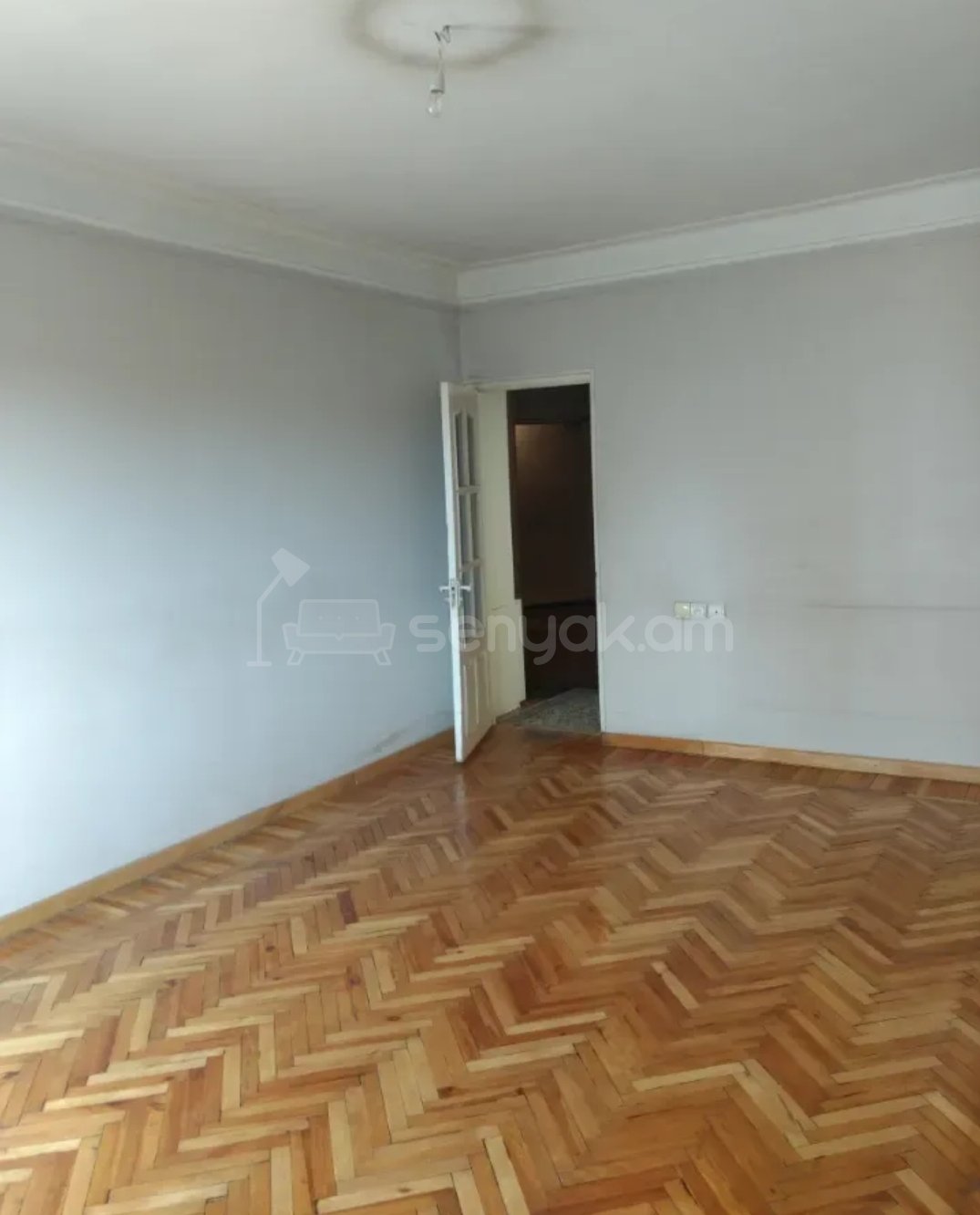 3 Սենյականոց Բնակարան, 90քմ, 5/16 հարկ, Պետական Վիճակում