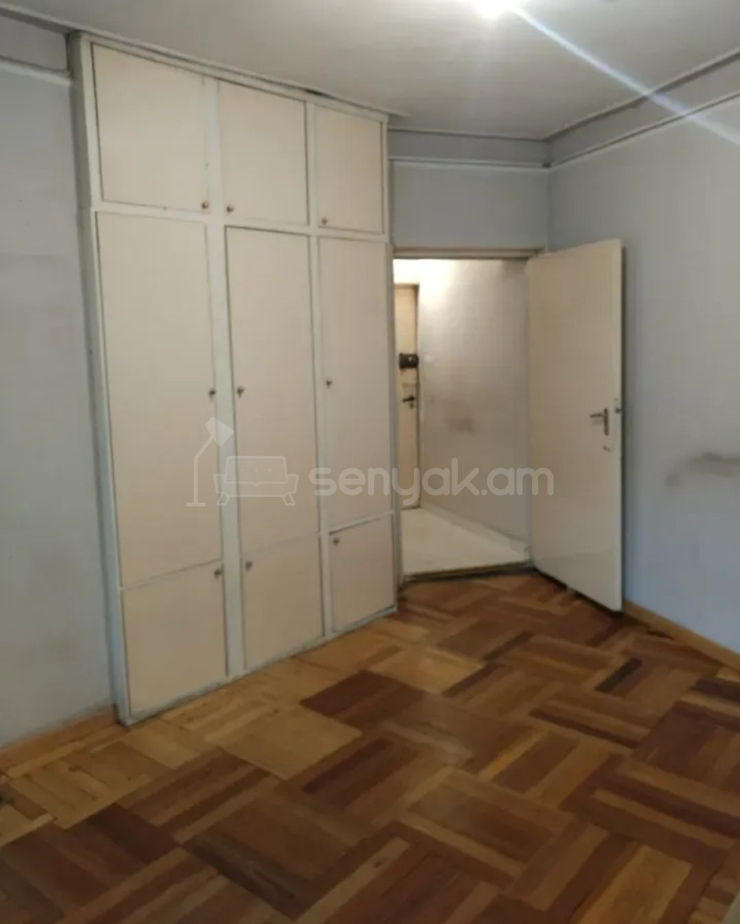 3 Սենյականոց Բնակարան, 90քմ, 5/16 հարկ, Պետական Վիճակում