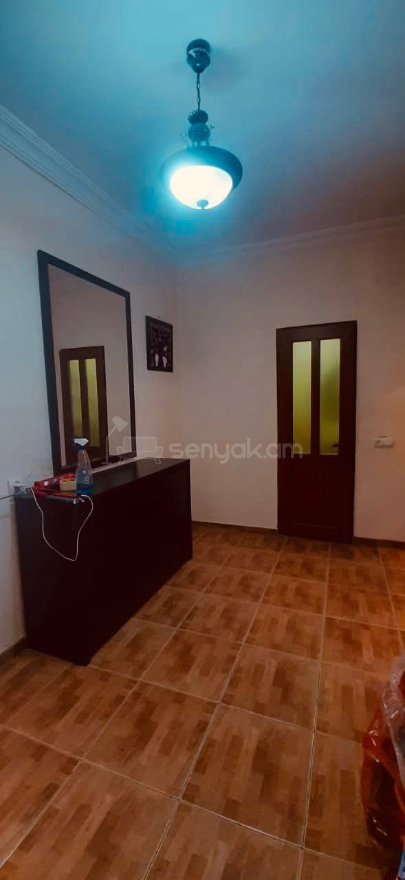 3 Սենյականոց Բնակարան, 75քմ, 3/9 հարկ, Կոսմետիկ Վերանորոգված, Կահավորված, Արևկող